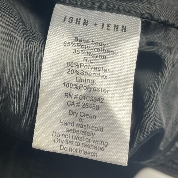 John + Jenn Vegetarian Biker Waist Length Leather Jacket. Size Medium. - Picture 10 of 11